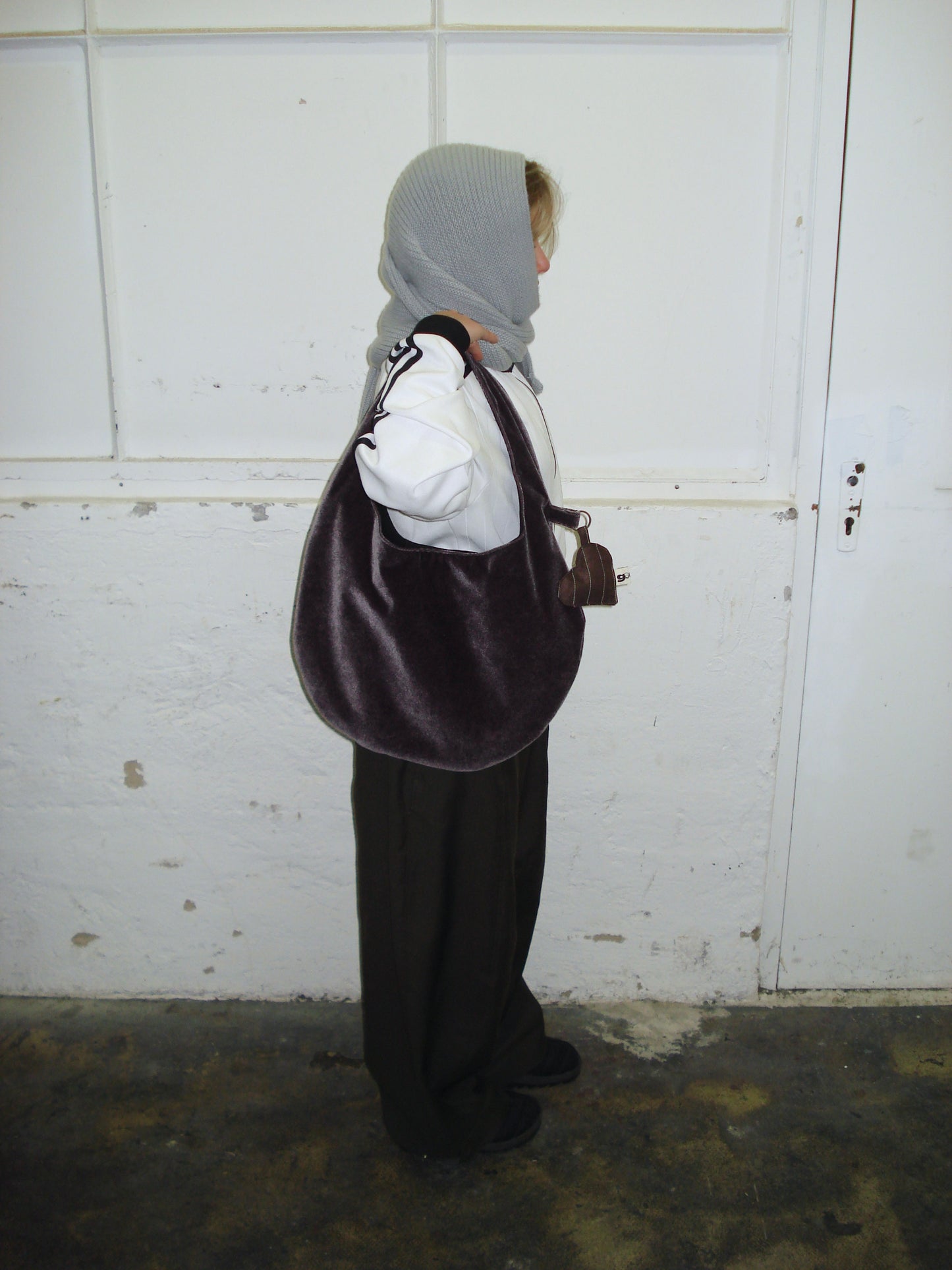 BERRY VELVET MEDIUM EGG