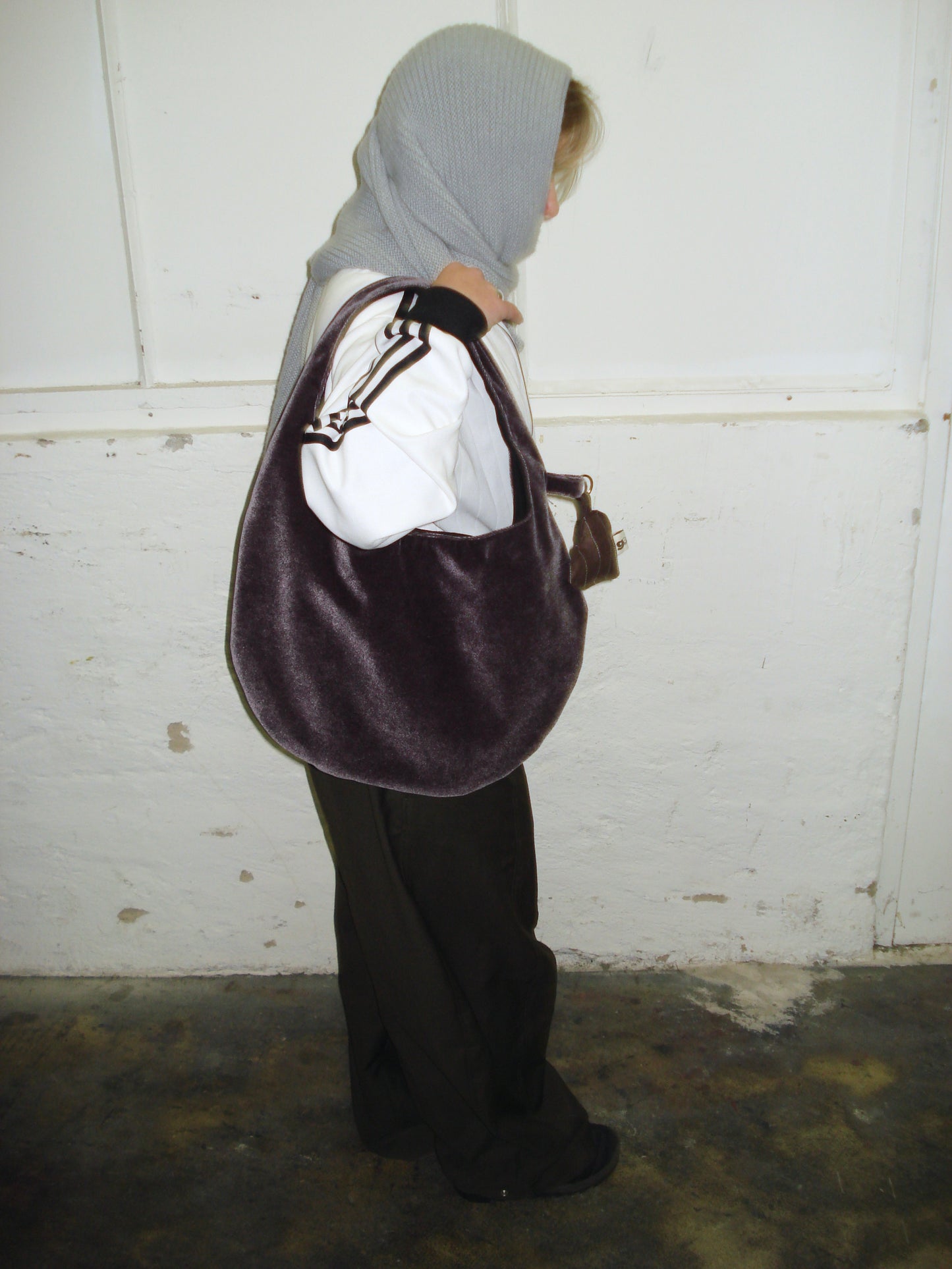 BERRY VELVET MEDIUM EGG