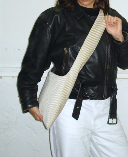 CREAM CORDUROY MEDIUM BAG