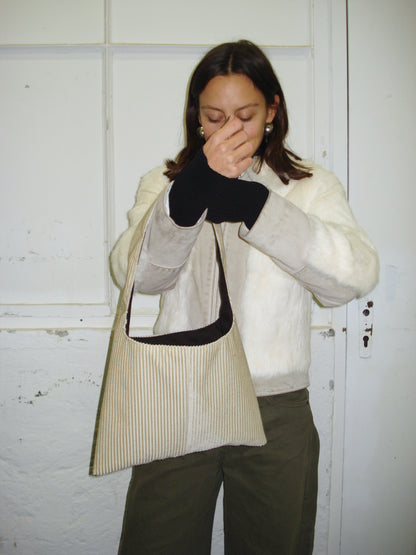 CREAM CORDUROY MINI BAG