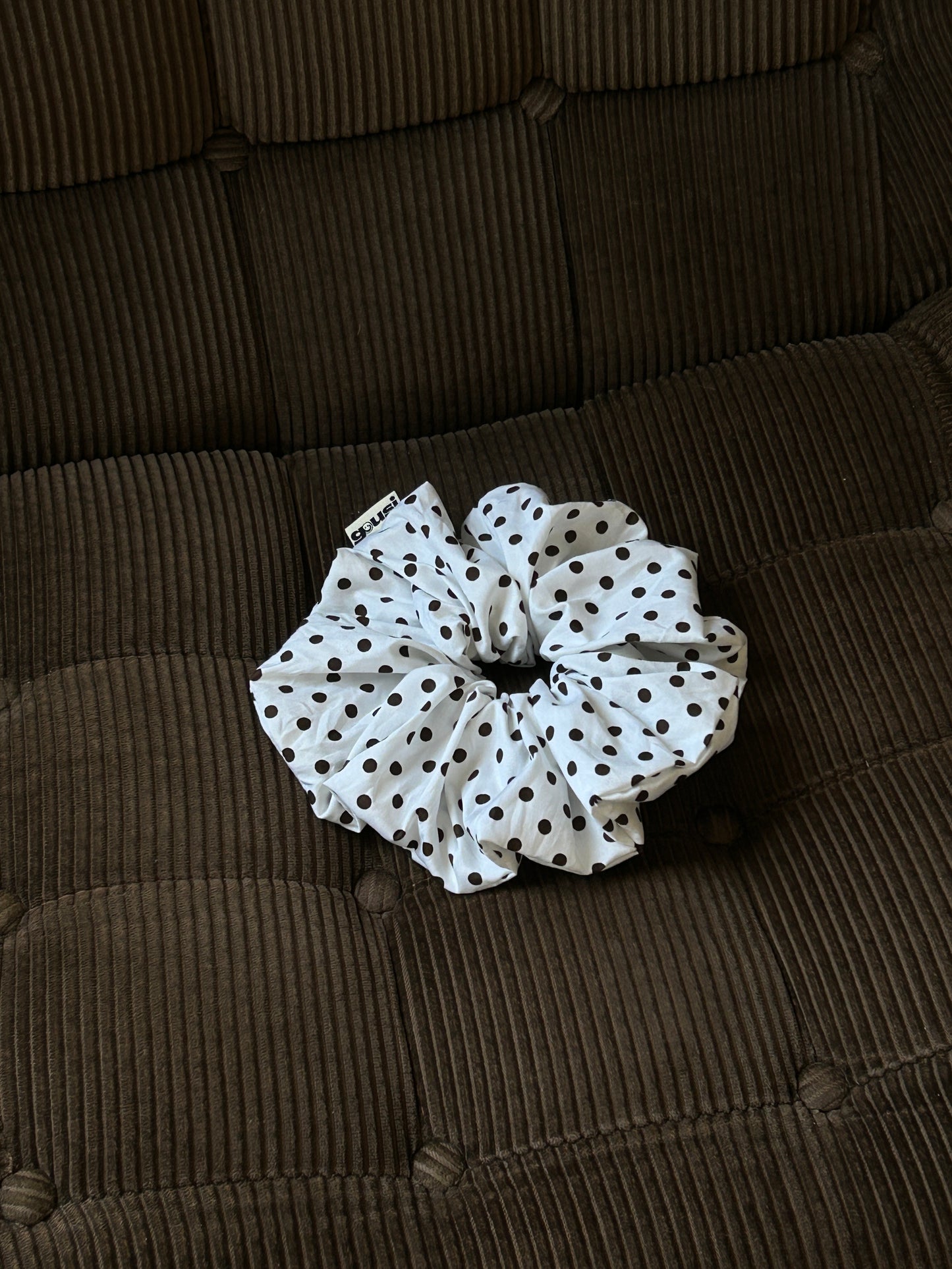 Polka Dot Scrunchie White