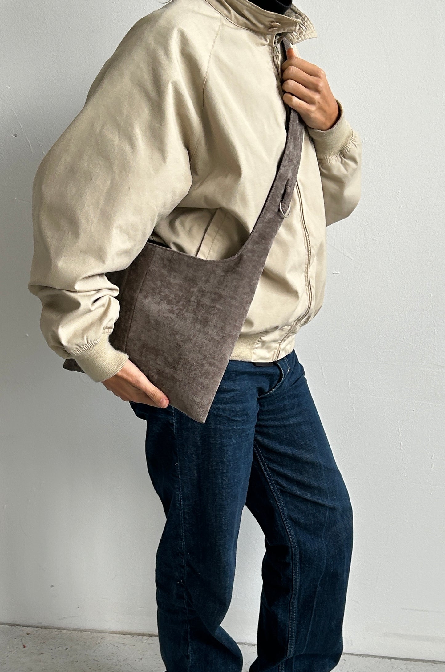 BROWN SUEDE LOOK MEDIUM BAG