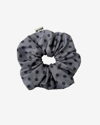 POLKA DOT SCRUNCHIE GREY